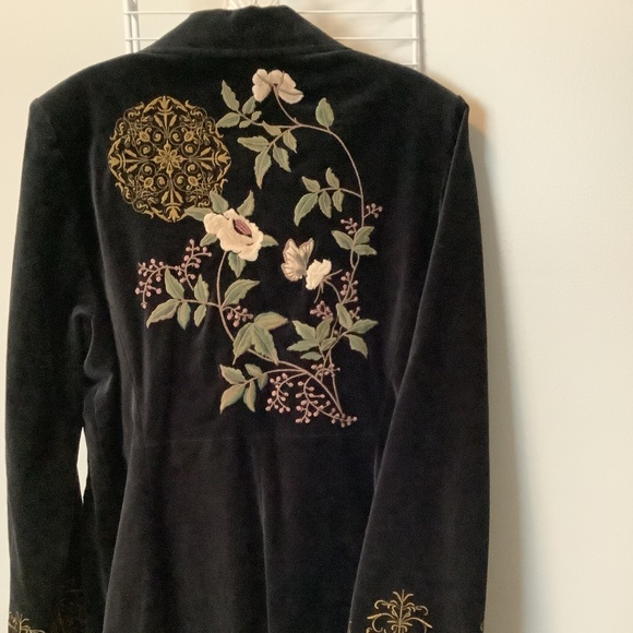 CAbi Jackets & Blazers - CAbi Velvet long blazer